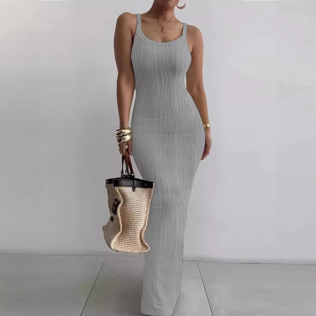 Sleeveless Dress for Women – Curve-Hugging, Elegant Perfection!